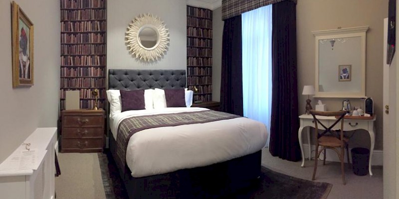 A room at The One Tun, a moderately priced B&B above a Clerkenwell pub (Photo courtesy of the property)