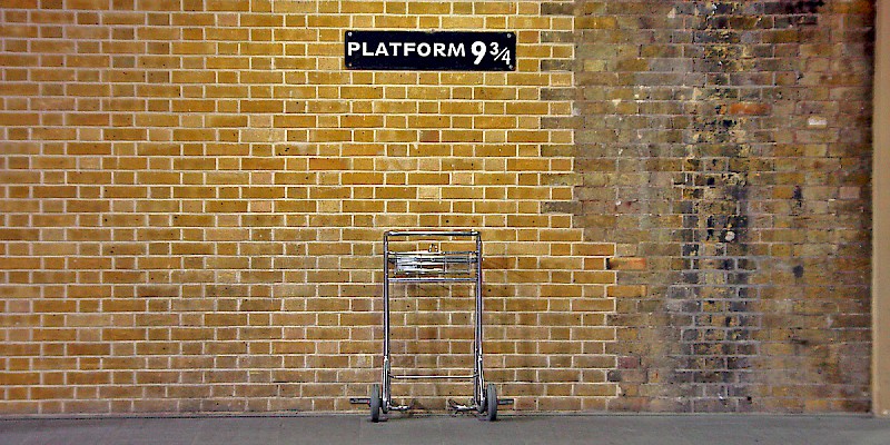 Platform 9 3/4 at King's Cross Station (Photo by MÃ¡rcio Cabral de Moura)