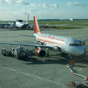 easyJet and Ryanair both use Stansted Airport (Photo by Aero Icarus)