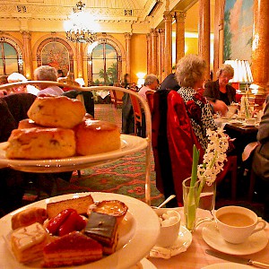 Afternoon tea at The Savoy Hotel (Photo Â© Reid Bramblett)