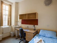 A room at the LSE Passfield Hall dorm