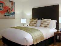 A bedroom in a flat at Kings Wardrobe Apartments by BridgeStreet