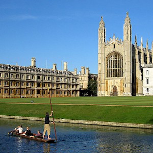 Punting on the Cam in Cambridge, a popular side trip from London (Photo courtesy of Context Travel)